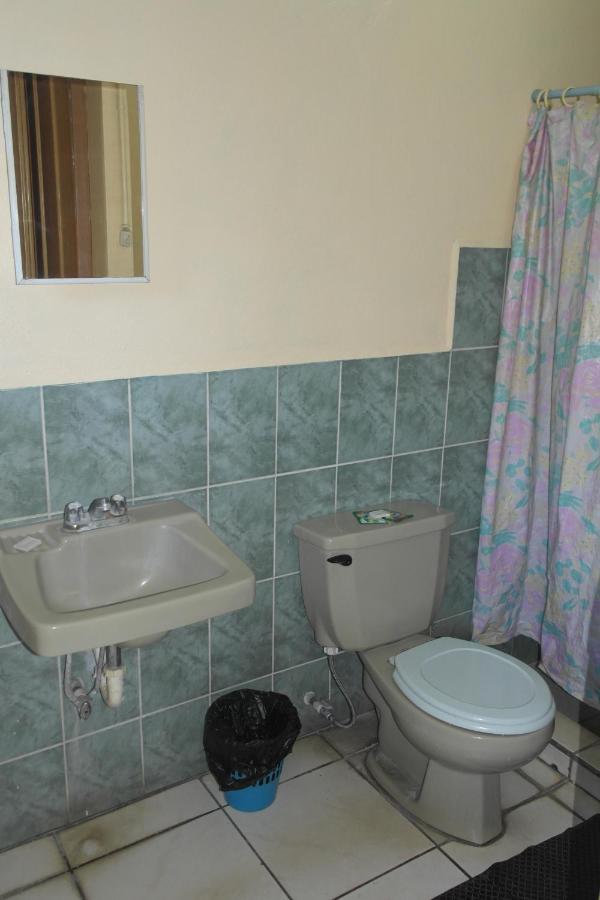 Hostal Nicaragua Guest House Манагуа Экстерьер фото